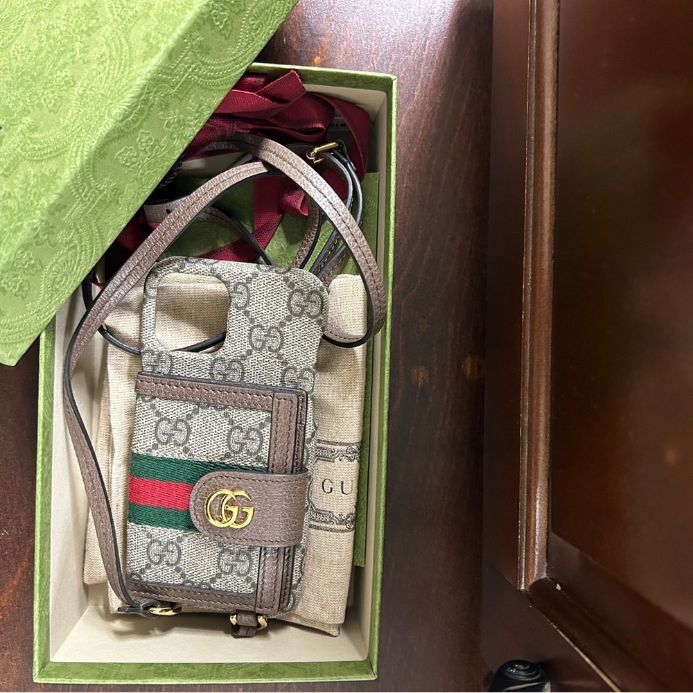 GUCCI Ophidia case for iPhone 12 and iPhone 12 Pro - Picture 8 of 10